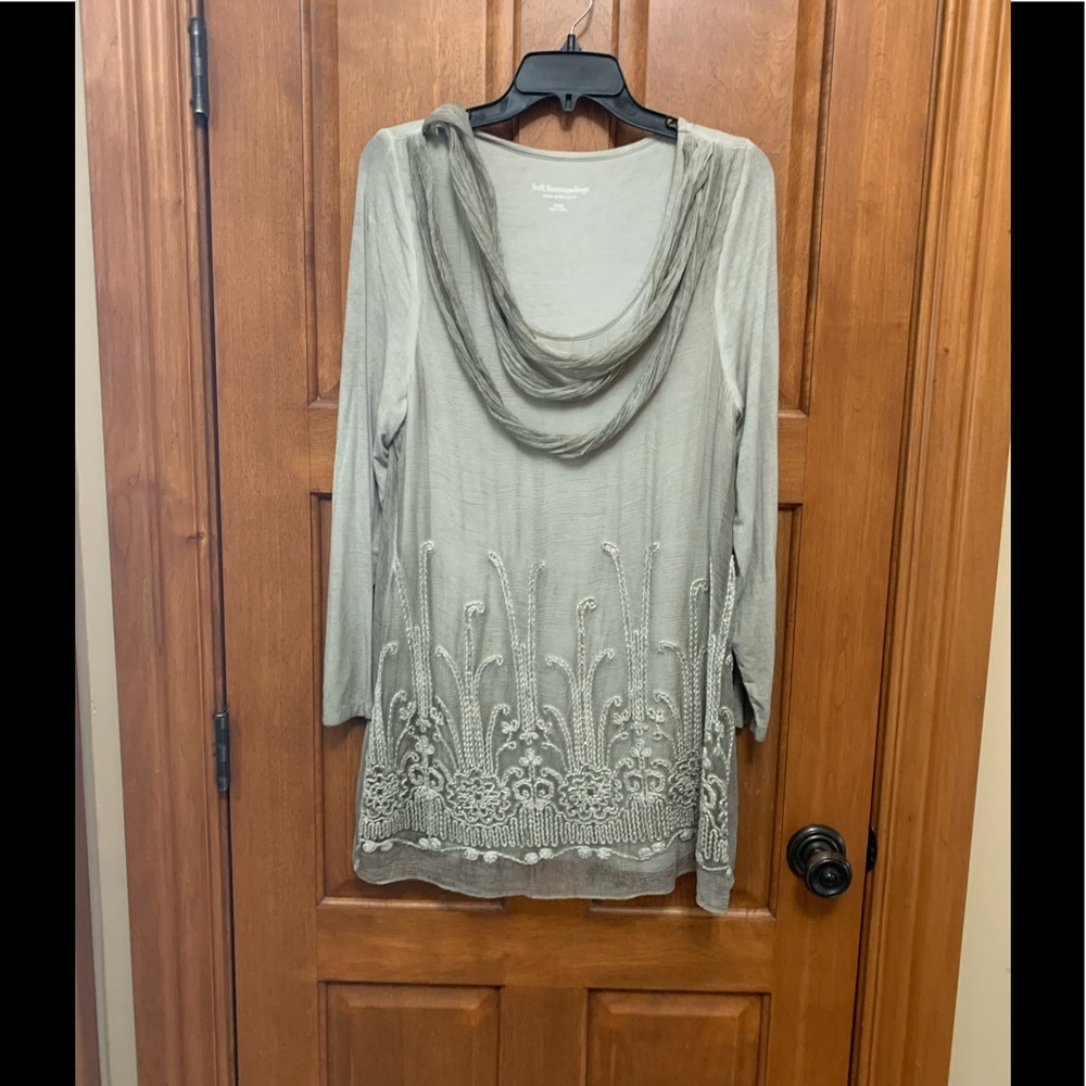 A brand new beautiful top